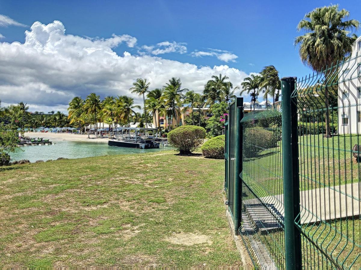 Appartement T1 Sur La Plage Et Vue Mer Le Gosier  Bagian luar foto