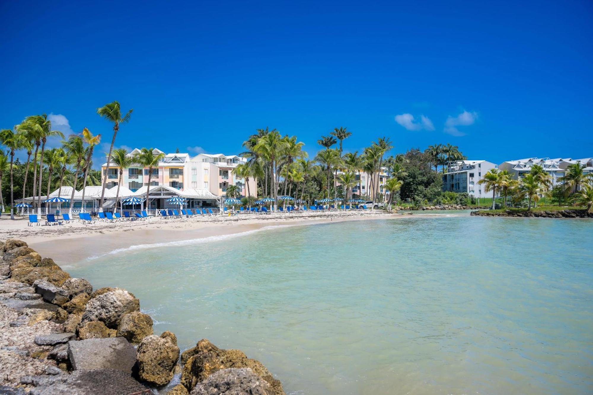 Appartement T1 Sur La Plage Et Vue Mer Le Gosier  Bagian luar foto